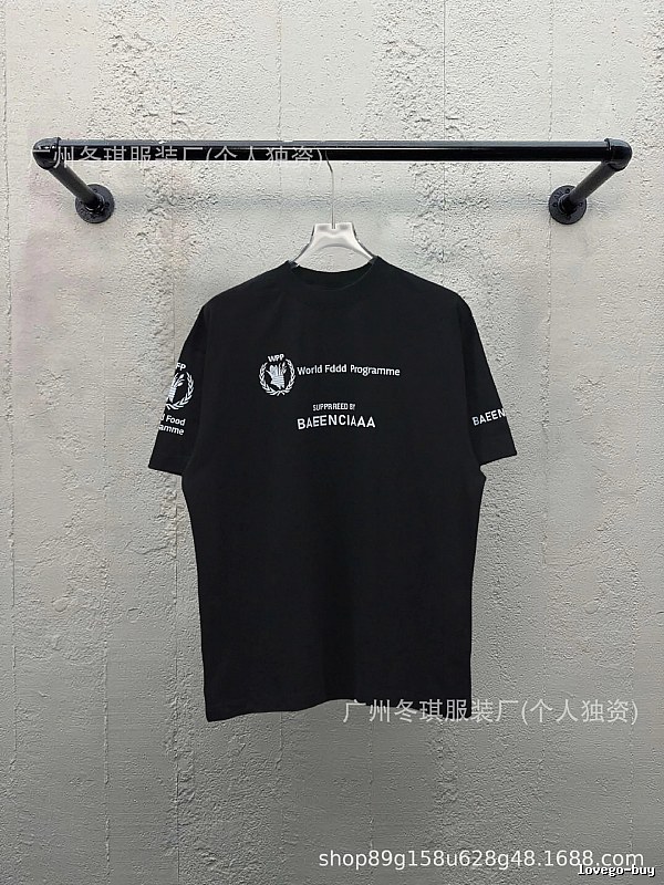 Balenciaga letter-style black T-shirt