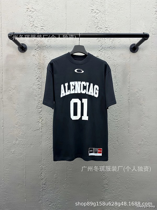 Balenciaga sporty black T-shirt