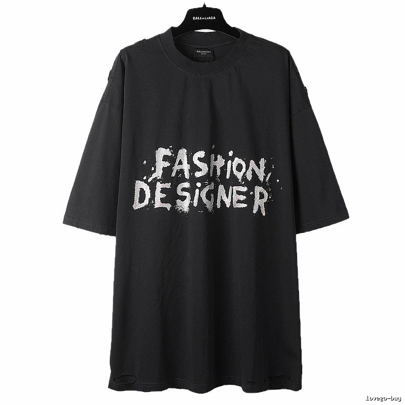 Balenciaga's trendy and cool black T-shirt