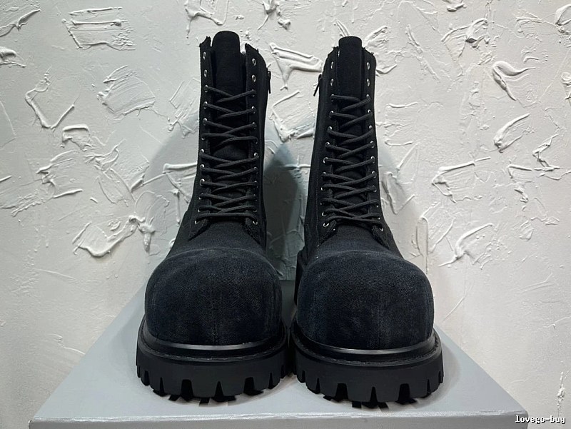 Black Combat Boot with Tall Black Lace-up Boot for Casual Outfits