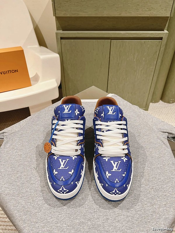 Blue Monogram Louis Vuitton Low-top in Branded Blue Monogram Low-top Sneaker for Streetwear Looks