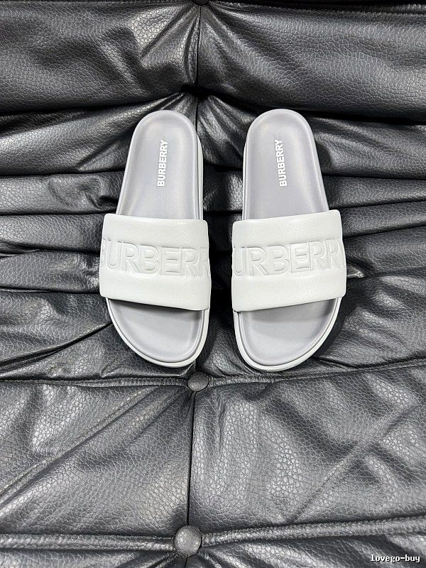 Burberry Embossed Collection Minimalist Style Light Grey Slide Sandals