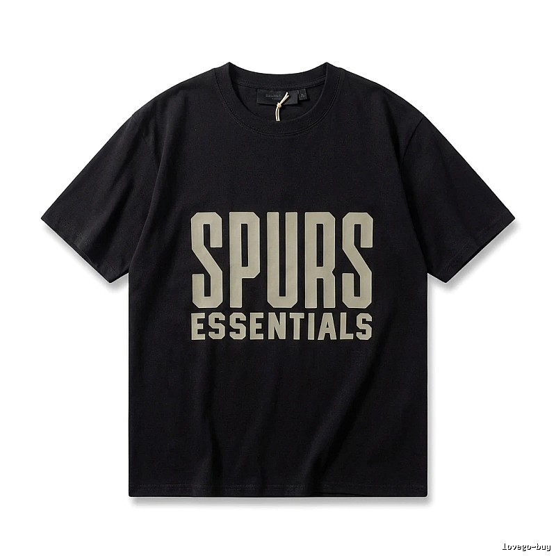 ESSENTIALS minimalist style black T-shirt