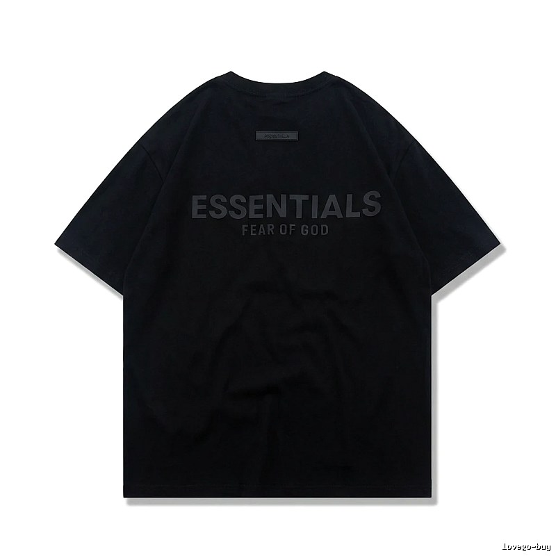 ESSENTIALS minimalist style black T-shirt