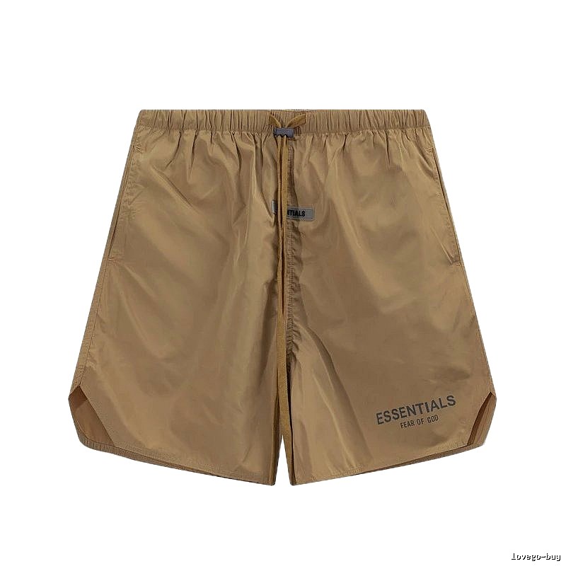 ESSENTIALS minimalist style khaki shorts