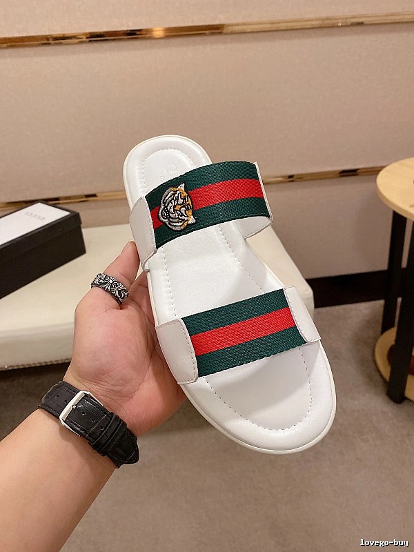 Gucci Embroidered Tiger Head Casual White Slides