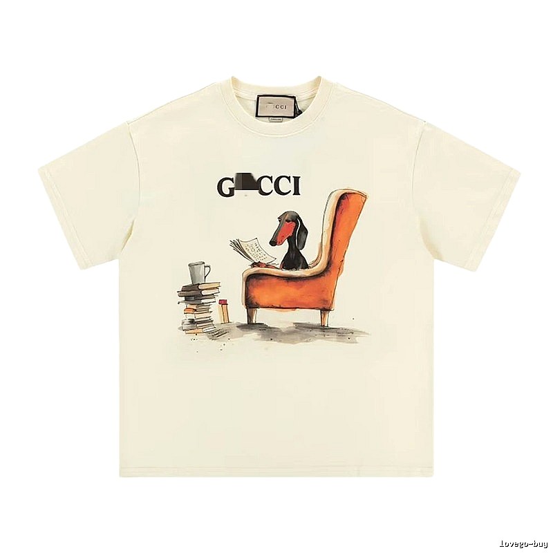 Gucci Vintage Style Off-white T-shirt with Dachshund Print