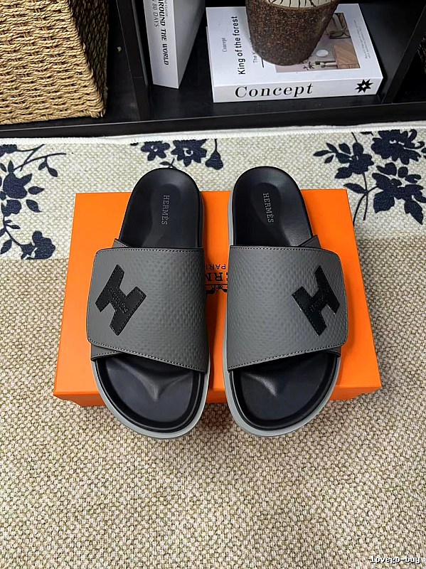 Hermès H-logo Casual Style Grey and Black Slides