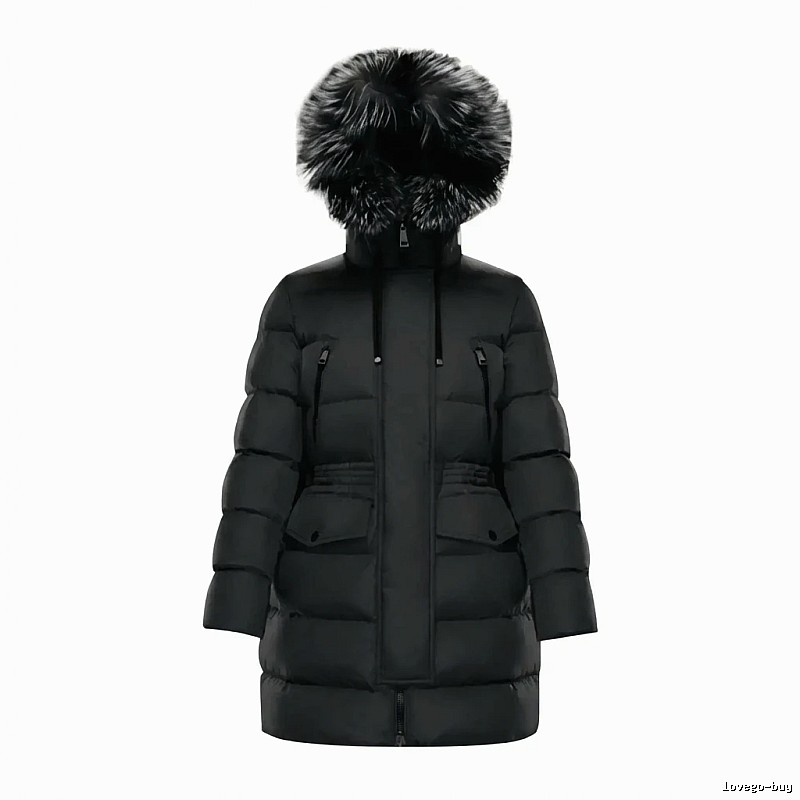 Long black down jacket of Moncler