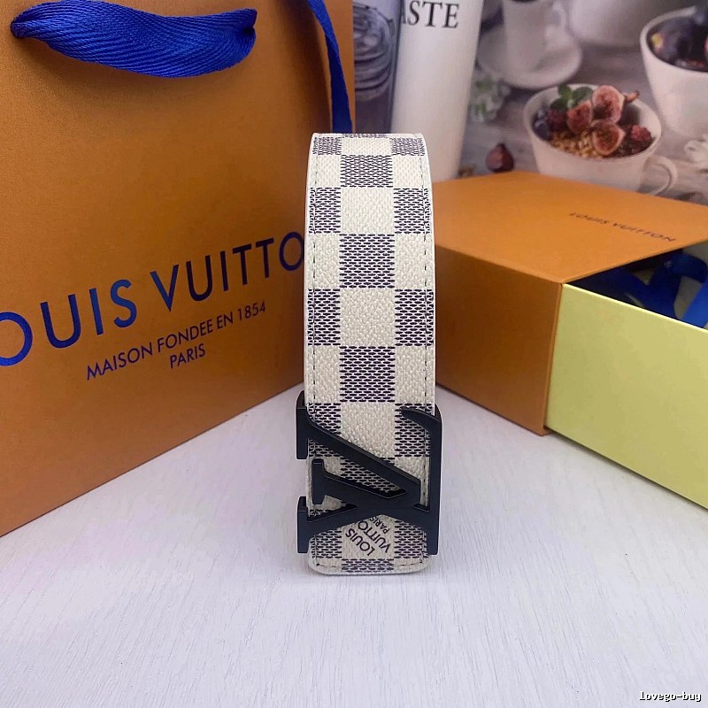 Louis Vuitton Compact Gift Choice Monogram Belt Logo Detail