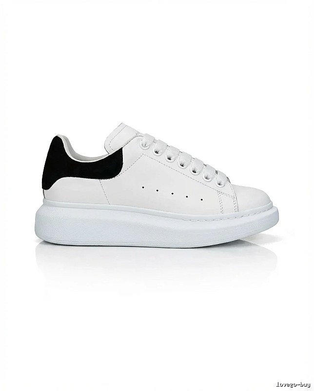 McQueen black and white thick-soled sports shoes