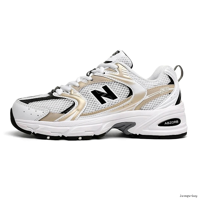 New Balance 580 retro-style sports shoes