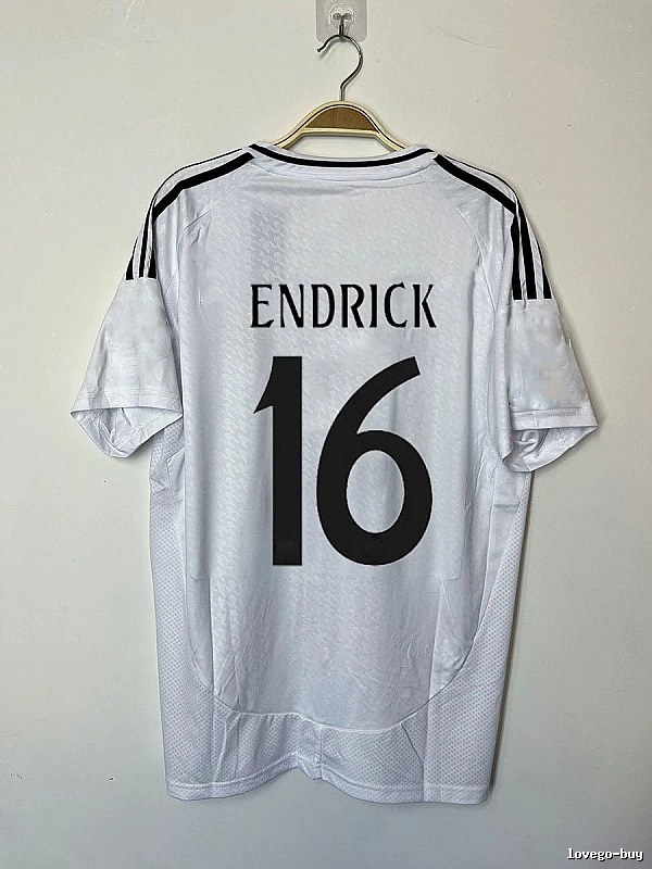 Real Madrid Gift Ready Bellingham #5 soccer jersey White Real Madrid with Standout Detail