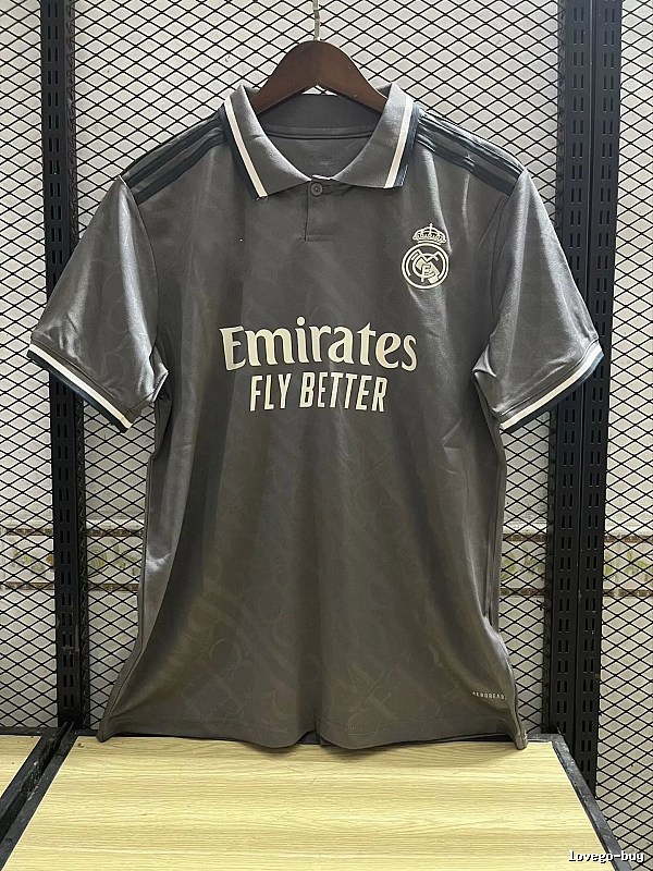 Real Madrid Gift Ready Home soccer jersey White Real Madrid with Standout Detail Select Edition