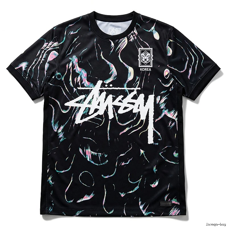 Stussy graffiti-style black T-shirt