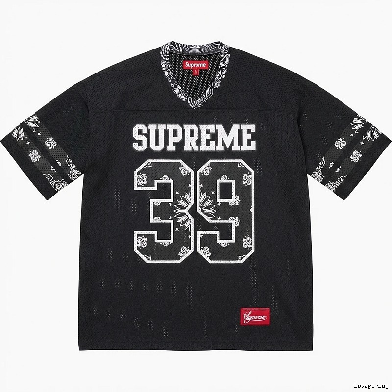 Supreme - printed sporty black T - shirt