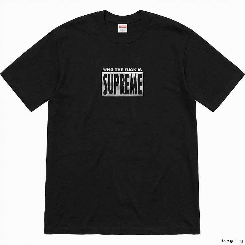 Supreme trendy and cool black short-sleeved shirt