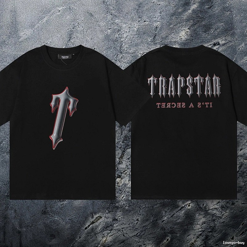 Trapstar Classic Keys graphic T-shirt Black White Key with Travel-Friendly Style